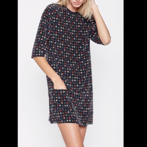 Equipment Black Aubrey 100% Silk Floral Shift Dress